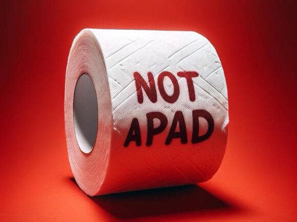 Toilet Paper vs Menstrual Pads: Understanding the Risks and Better Alternatives